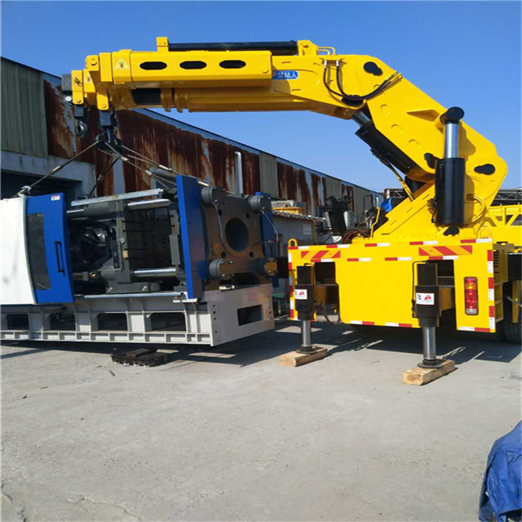 屯昌 大吨位折臂吊出租费用解析：一小时租赁多少钱