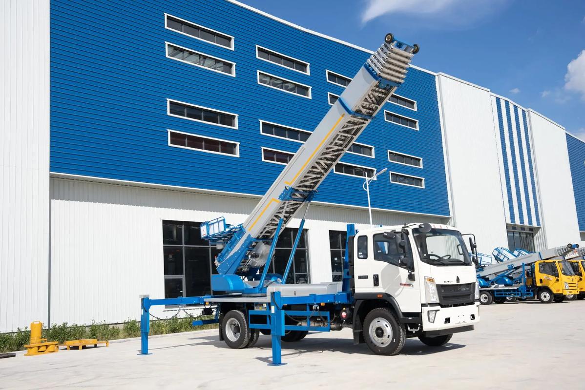 屯昌小型云梯车上料车租赁多少钱