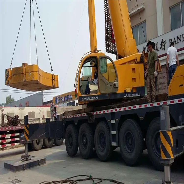 屯昌当地吊车出租|机器吊装|75吨|工厂搬迁服务